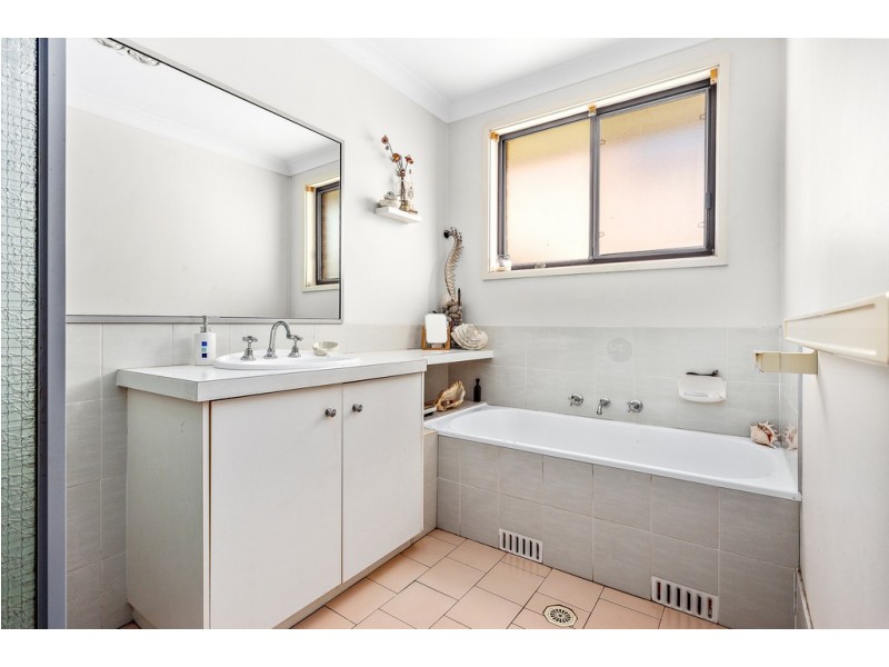 32 Alexander Avenue, Kiama Downs NSW 2533