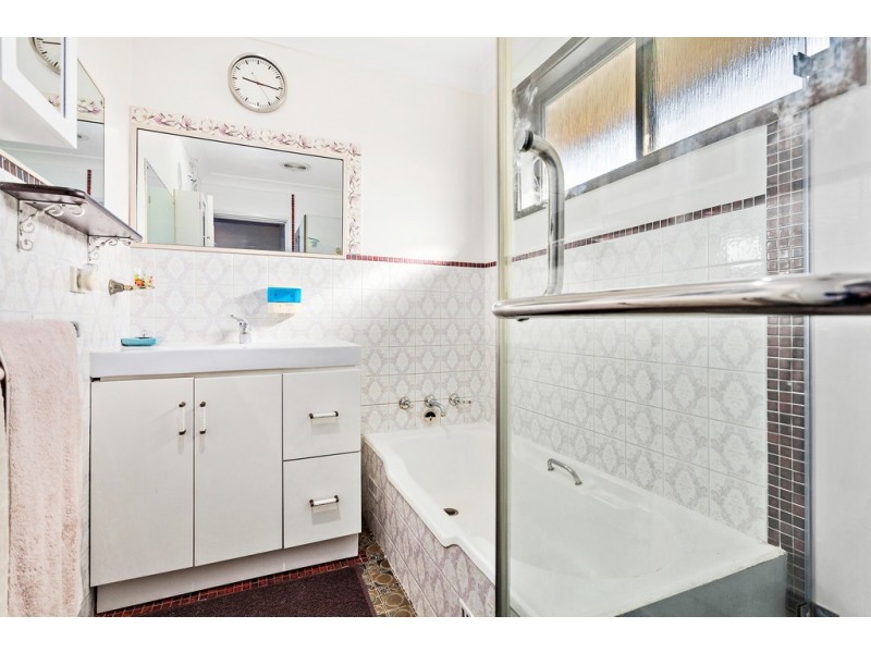 66 Edward Street, Barrack Heights NSW 2528