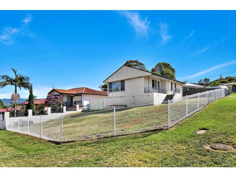 12 Rowley Avenue, Mount Warrigal NSW 2528