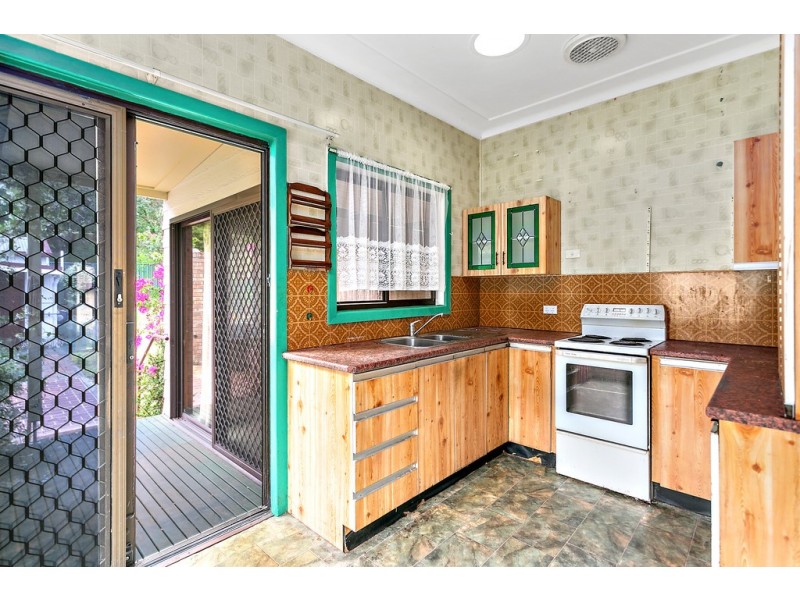 93 Ocean Street, Windang NSW 2528