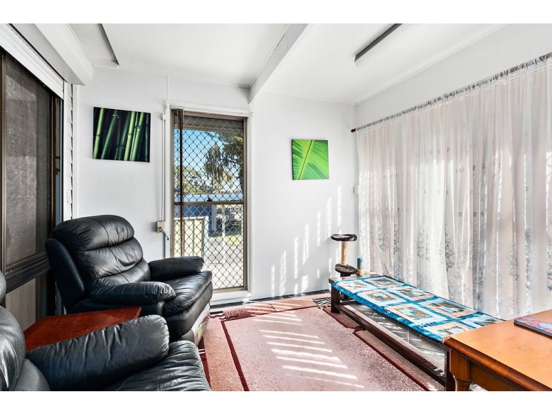 73 Kingston Street, Oak Flats NSW 2529