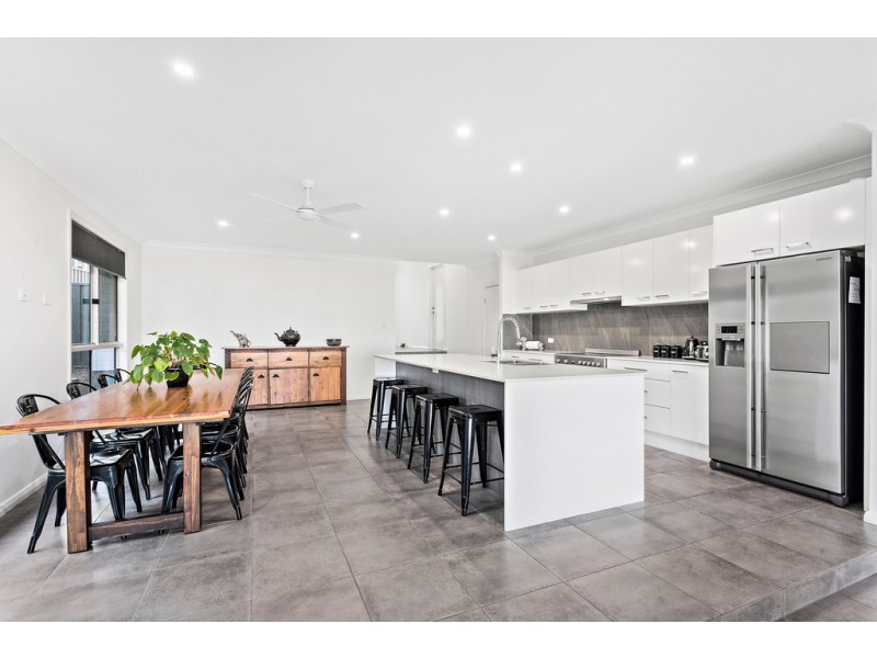 60 Elizabeth Circuit, Flinders NSW 2529