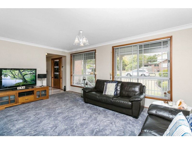 31 Scarborough Circuit, Albion Park NSW 2527