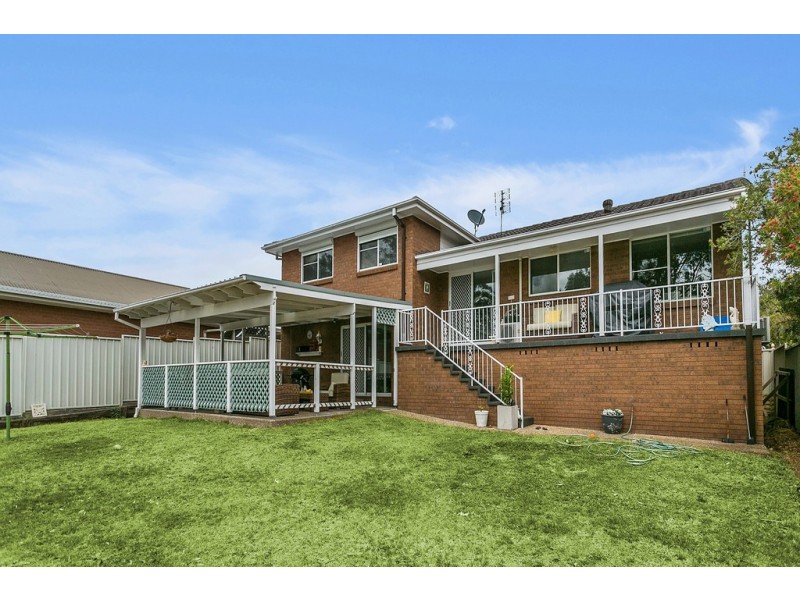 31 Scarborough Circuit, Albion Park NSW 2527
