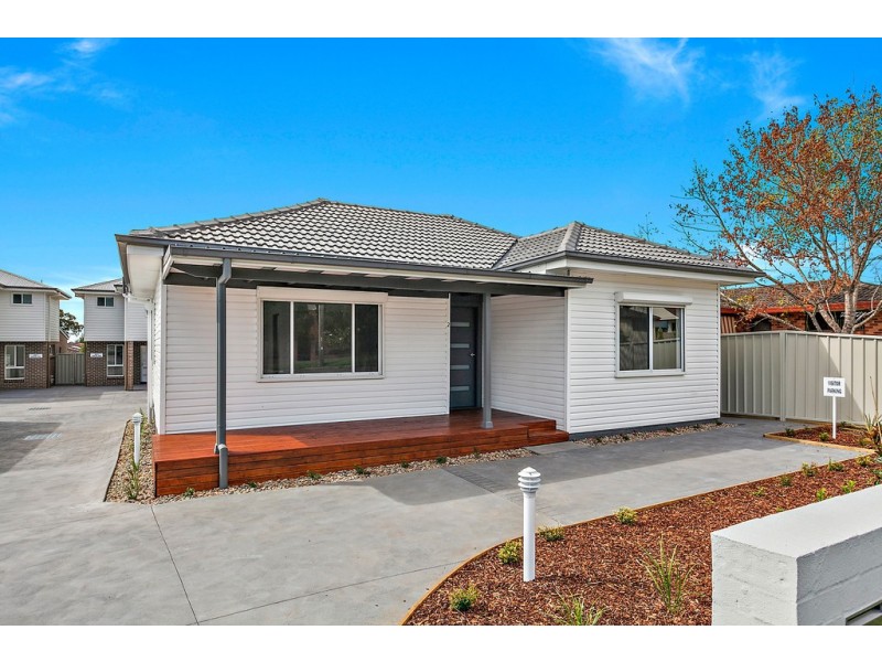 2/3 Amaral Avenue, Albion Park NSW 2527
