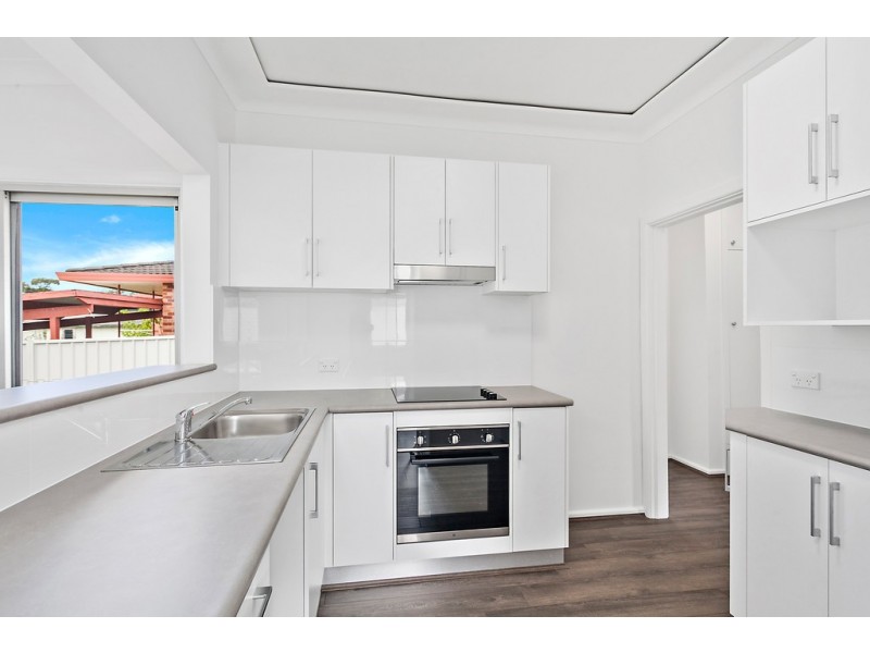 2/3 Amaral Avenue, Albion Park NSW 2527