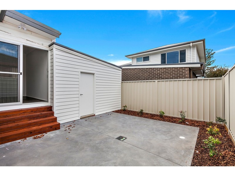 2/3 Amaral Avenue, Albion Park NSW 2527