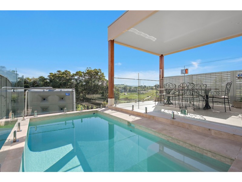 10 Glades Parkway, Shell Cove NSW 2529