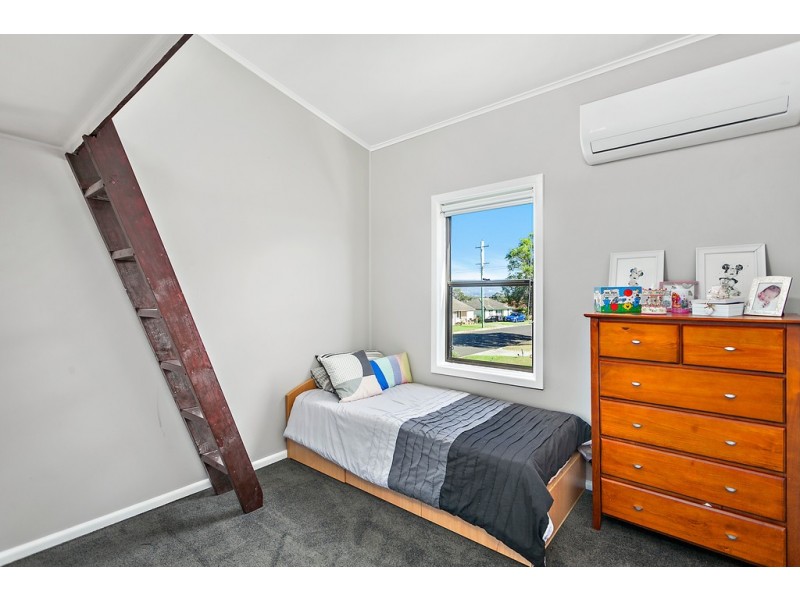 6 Rowley Avenue, Mount Warrigal NSW 2528