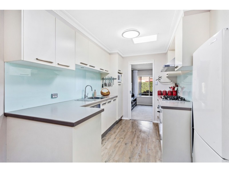 1/10 Spoonbill Place, Albion Park Rail NSW 2527