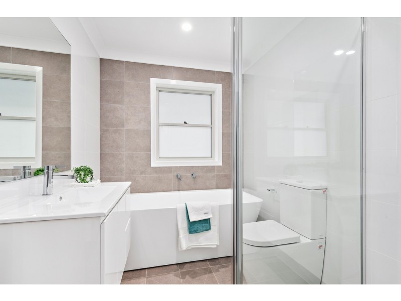 2 Balmoral Parade, Tullimbar NSW 2527