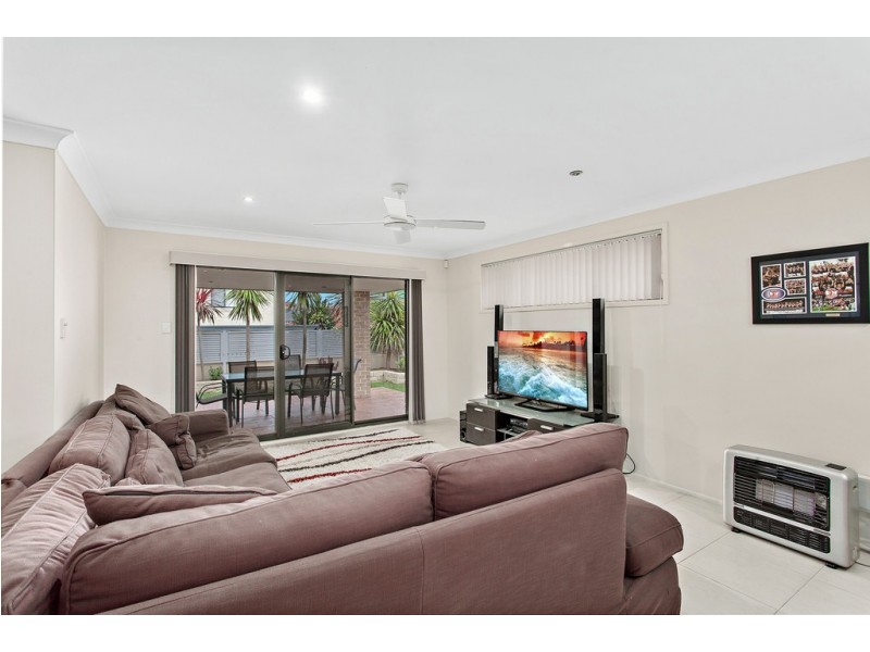 15 Hicks Terrace, Shell Cove NSW 2529