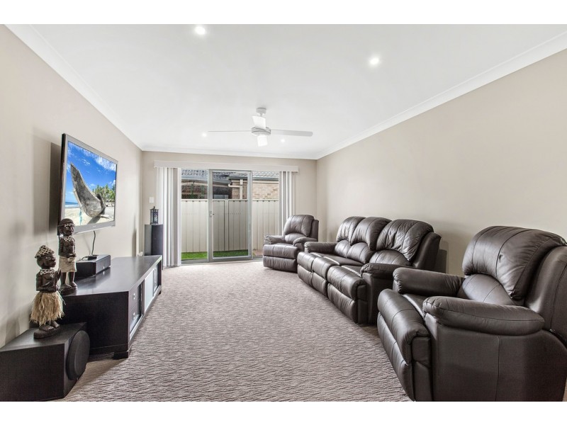 15 Hicks Terrace, Shell Cove NSW 2529
