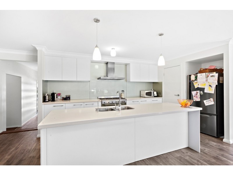 73 Elizabeth Circuit, Flinders NSW 2529