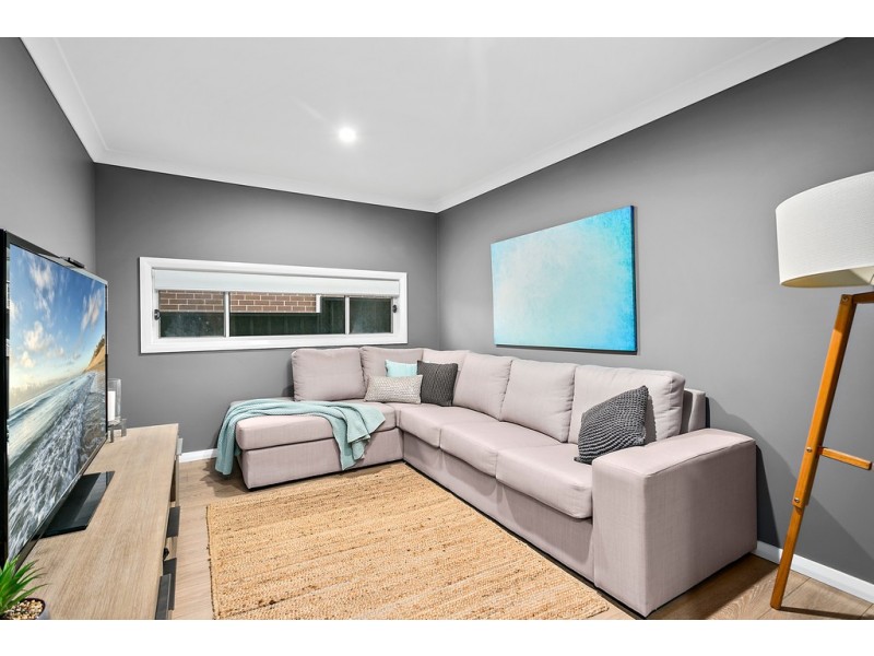 41 Elizabeth Circuit, Flinders NSW 2529