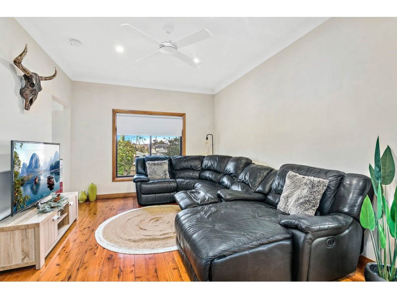 44 Darley Street, Shellharbour NSW 2529
