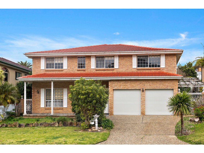 37 Parklands Drive, Shellharbour NSW 2529