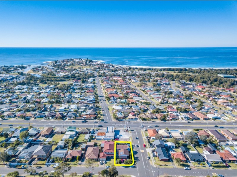 37 Sammat Avenue, Barrack Heights NSW 2528