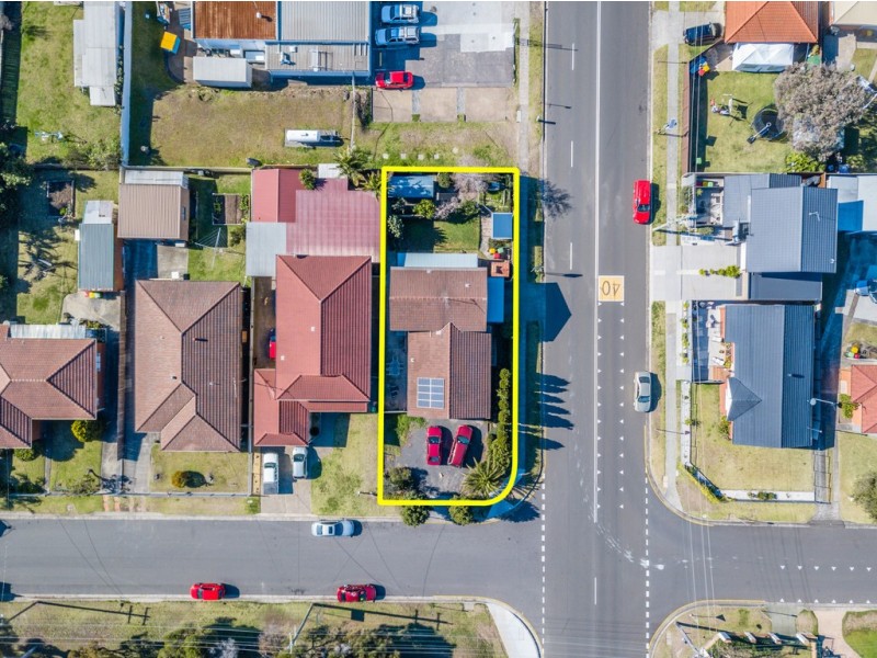 37 Sammat Avenue, Barrack Heights NSW 2528