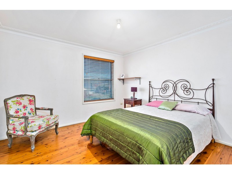 37 Sammat Avenue, Barrack Heights NSW 2528