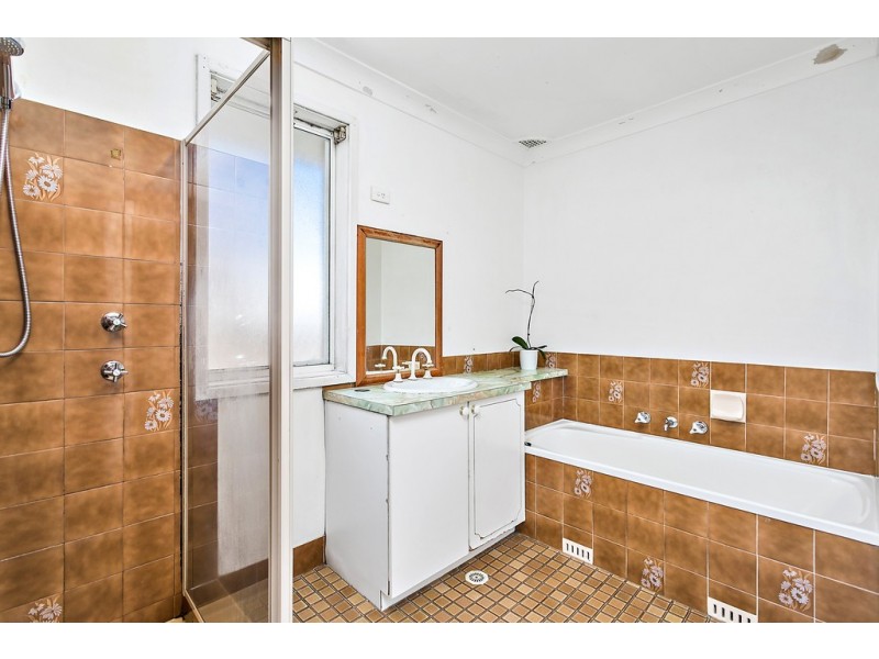 37 Sammat Avenue, Barrack Heights NSW 2528