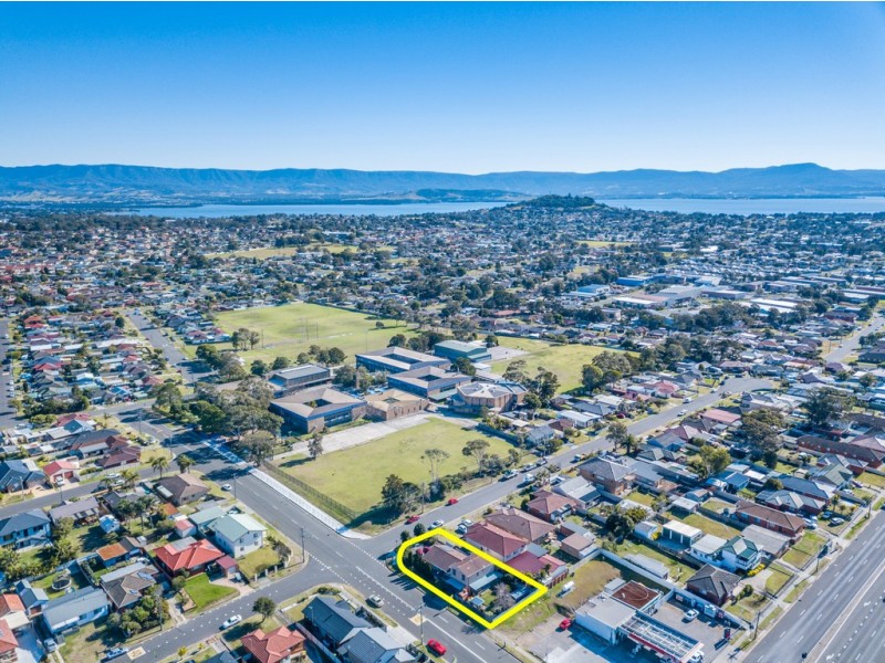 37 Sammat Avenue, Barrack Heights NSW 2528