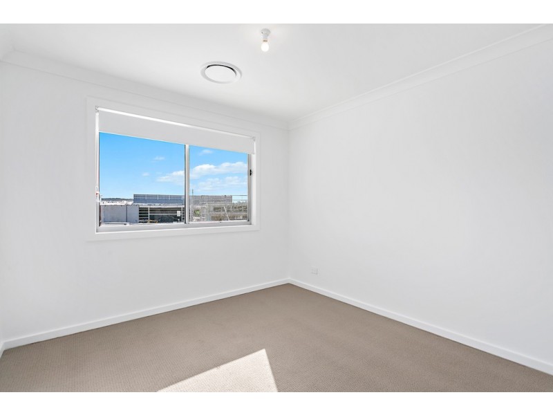 1 Helm Parkway, Shell Cove NSW 2529