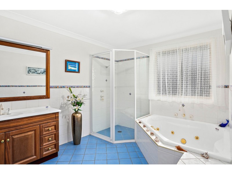 5 Cathie Close, Flinders NSW 2529