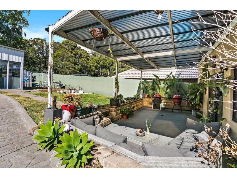 88 Lake Entrance Road, Oak Flats NSW 2529