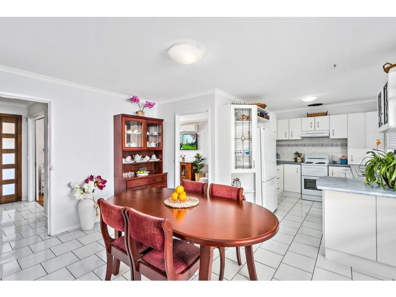 17 Gordon Avenue, Oak Flats NSW 2529