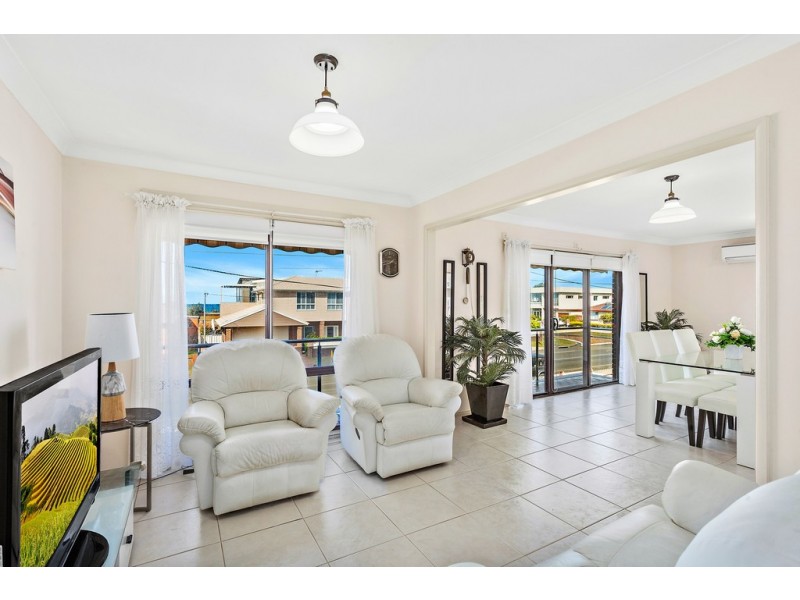 44 Osborne Parade, Warilla NSW 2528