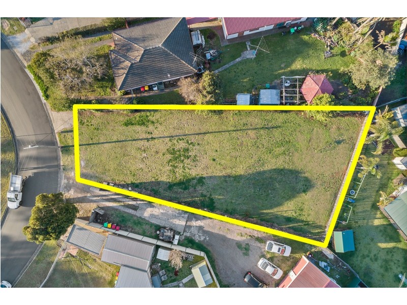 5 Harvey Street, Warilla NSW 2528