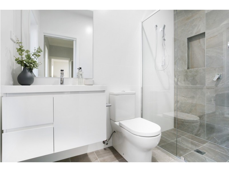 11 Hopetoun Street, Oak Flats NSW 2529