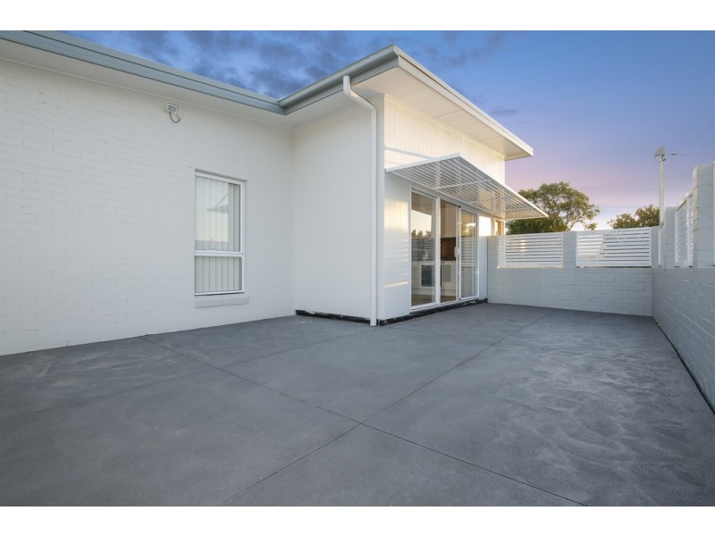 11 Hopetoun Street, Oak Flats NSW 2529