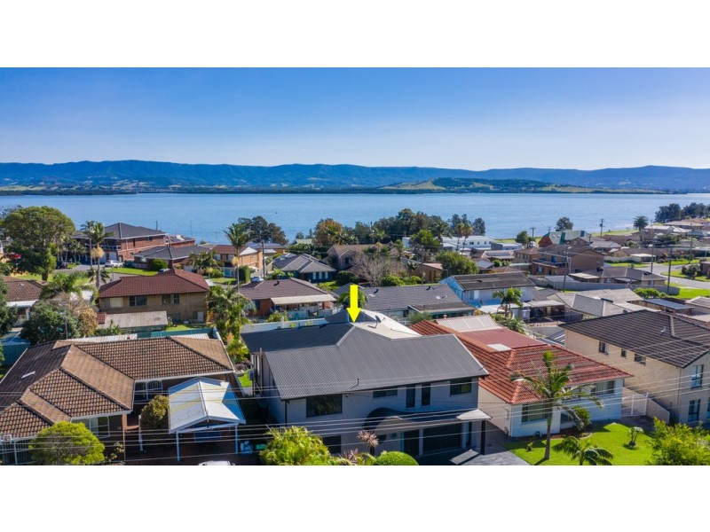 10 Hayes Avenue, Mount Warrigal NSW 2528