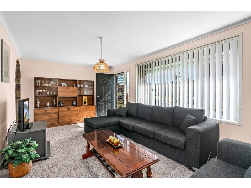 25 Conifer Street, Albion Park Rail NSW 2527