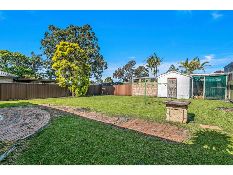25 Conifer Street, Albion Park Rail NSW 2527