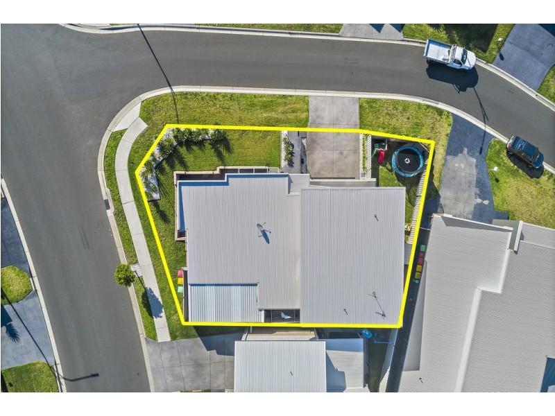 2 Elizabeth Circuit, Flinders NSW 2529