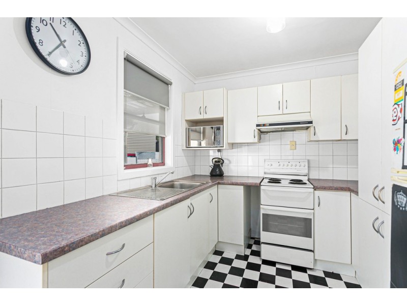 12 McCool Street, Warilla NSW 2528