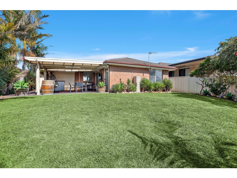 45 Eucumbene Avenue, Flinders NSW 2529