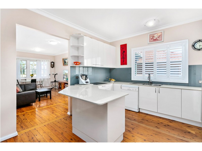 16 Shellharbour Road, Port Kembla NSW 2505