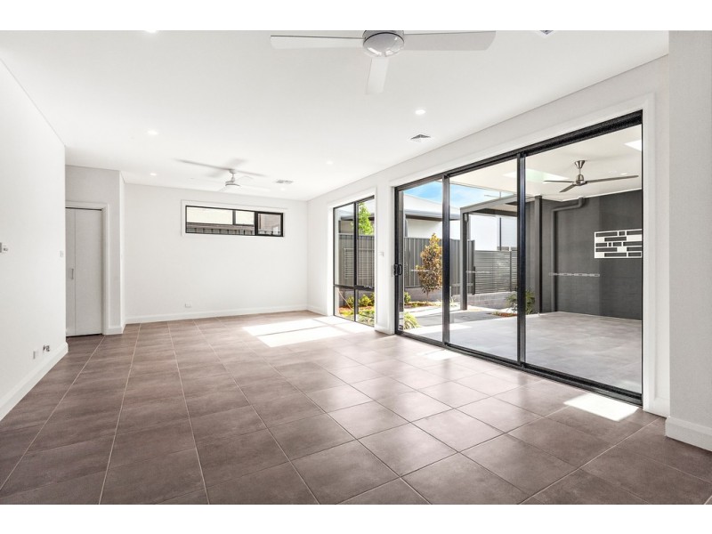 15 The Promontory Drive, Shell Cove NSW 2529