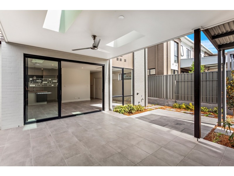 15 The Promontory Drive, Shell Cove NSW 2529