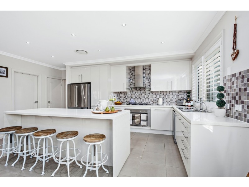 24 Killalea Drive, Shell Cove NSW 2529