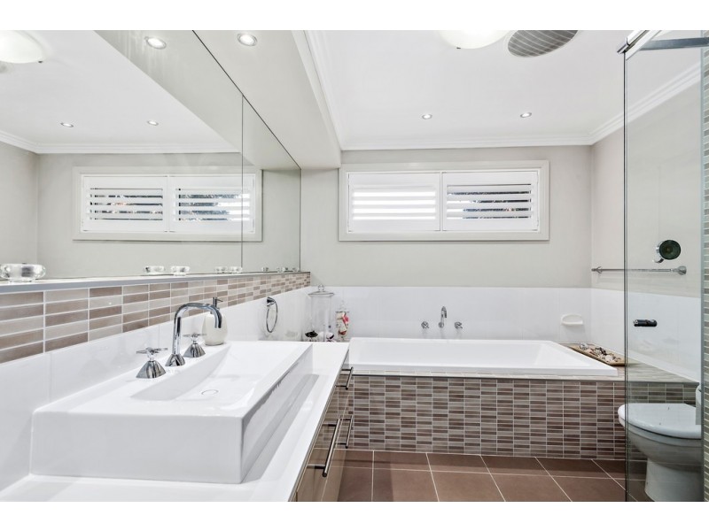 24 Killalea Drive, Shell Cove NSW 2529