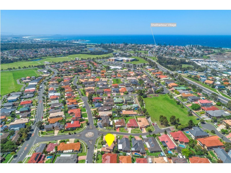 1 Eucumbene Avenue, Flinders NSW 2529