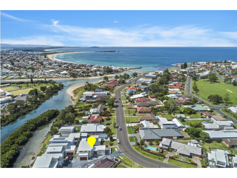 11 Headland Parade, Barrack Point NSW 2528