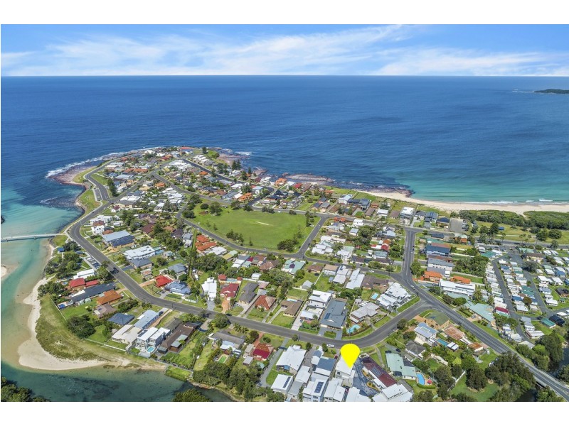 11 Headland Parade, Barrack Point NSW 2528