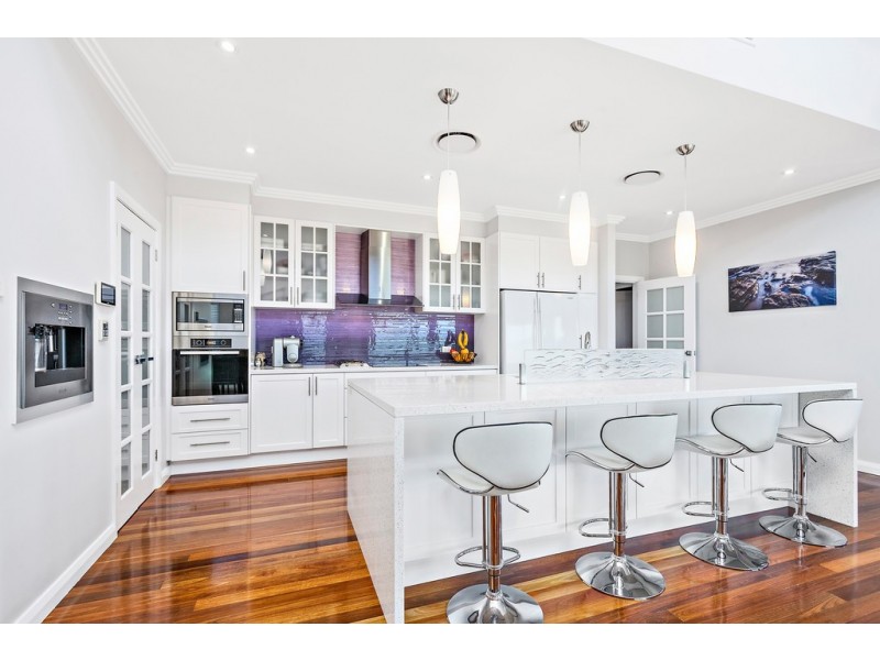 37 Albatross Drive, Blackbutt NSW 2529