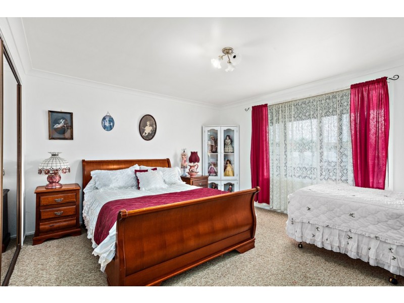 30 McGregor Avenue, Barrack Heights NSW 2528